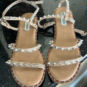 Steve Madden sandal